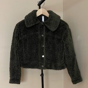 Lululemon Textured Fleece Button-Olive Green